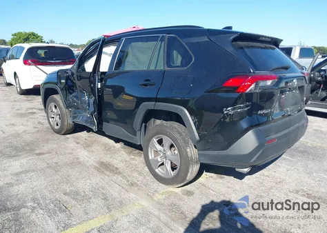 2024 Toyota Rav4 Xle from USA, damaged, VIN 2T3W1RFV2RW323084